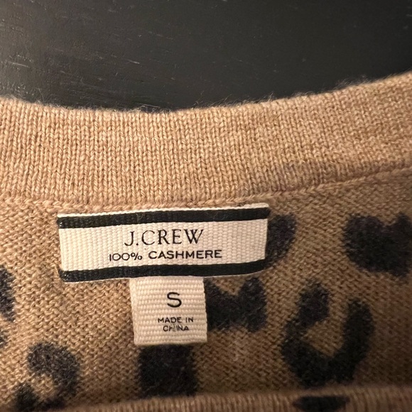 J. Crew Leopard Print Cashmere Short Sleeve Shirt - Picture 6 of 6